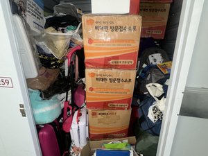 5 x 4 storage unit in Burbank, CA