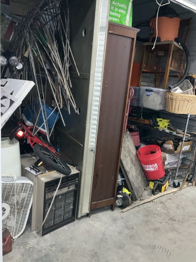 10 x 10 storage unit in Sherwood, OR