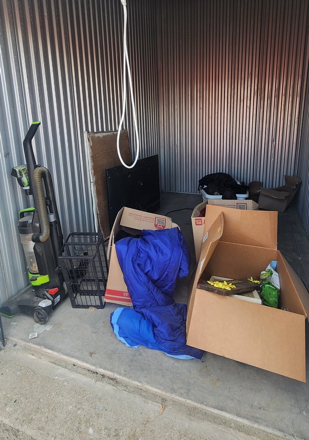 5 x 10 storage unit in Springfield, TN