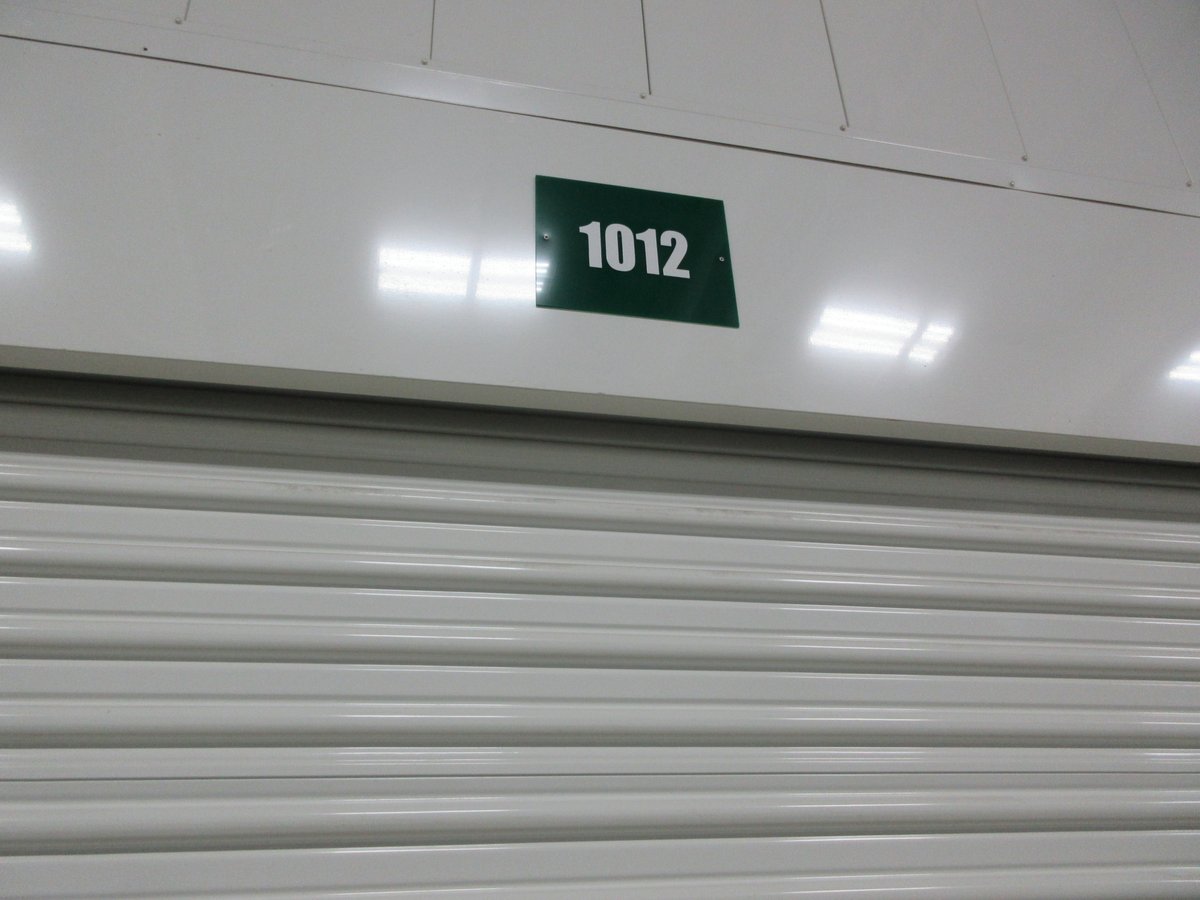 10 x 30 storage unit in Farmington Hills, MI