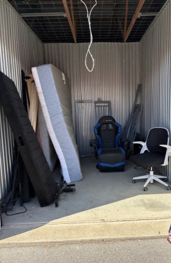 8 x 10 storage unit in Springfield, TN