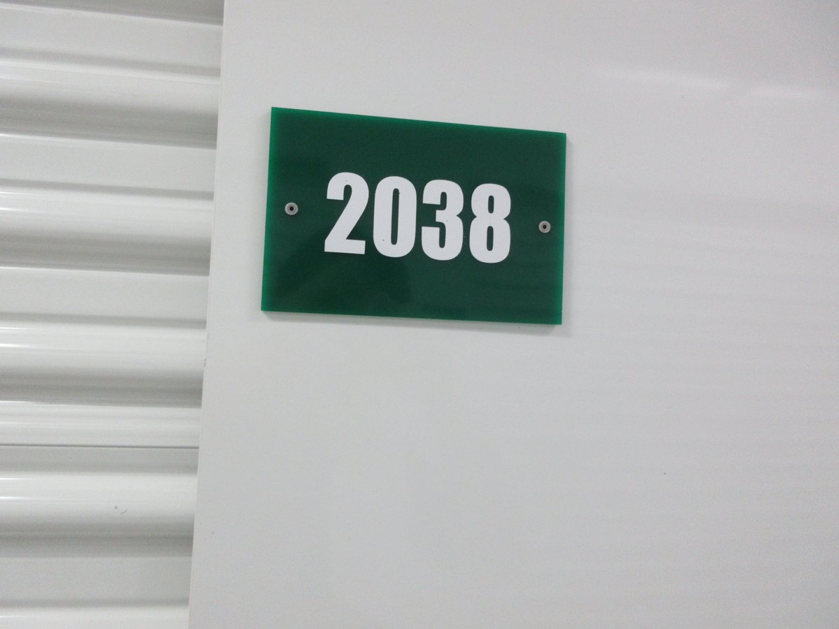 10 x 20 storage unit in Farmington Hills, MI