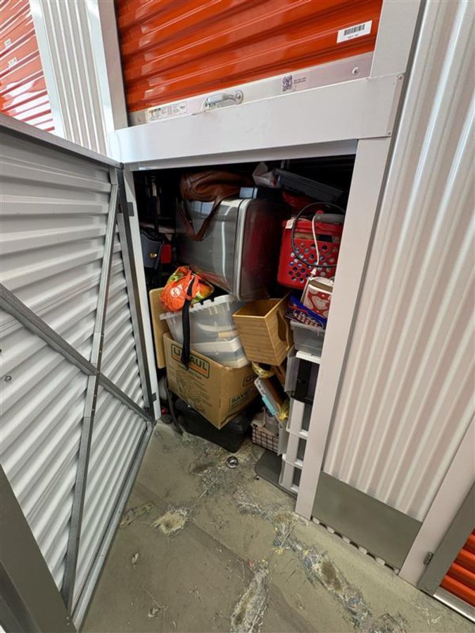5 x 7 storage unit in Honolulu, HI