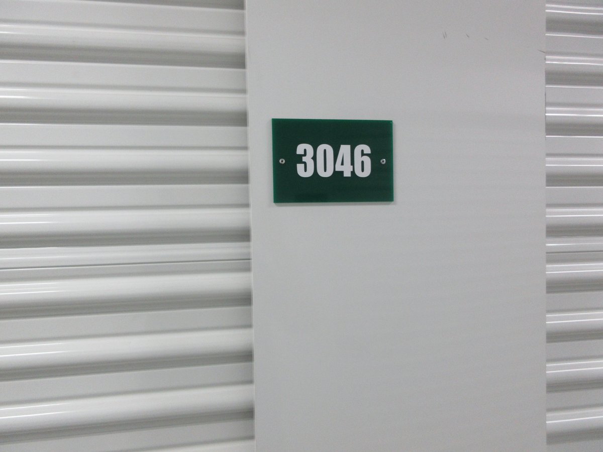 10 x 10 storage unit in Farmington Hills, MI