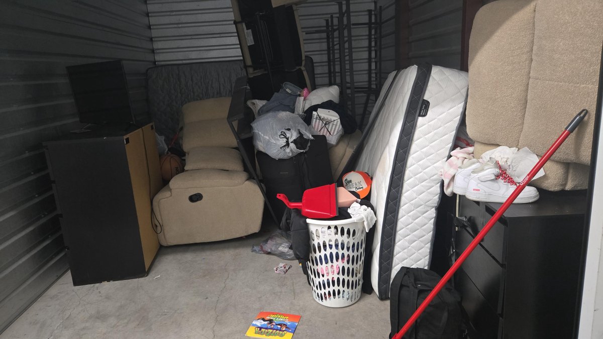 10 x 15 storage unit in Henderson, NV