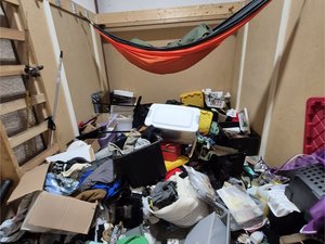 10 x 15 storage unit in Everett, WA