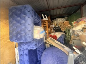 10 x 20 storage unit in Simi Valley, CA