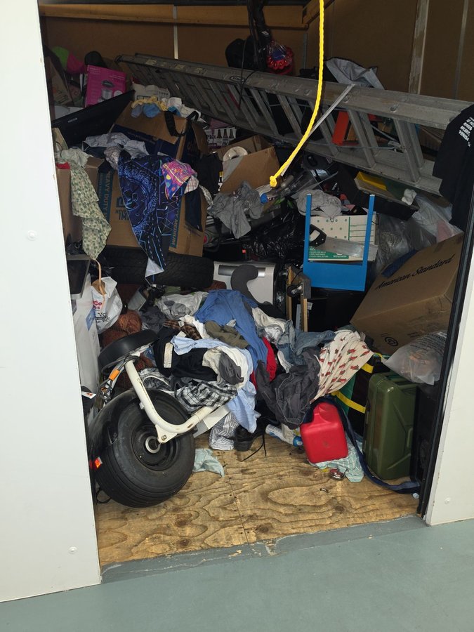 10 x 15 storage unit in Portland, OR