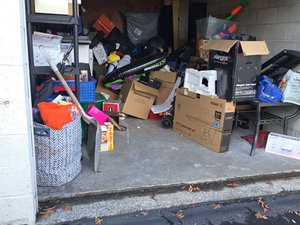 10 x 15 storage unit in Beaverton, OR