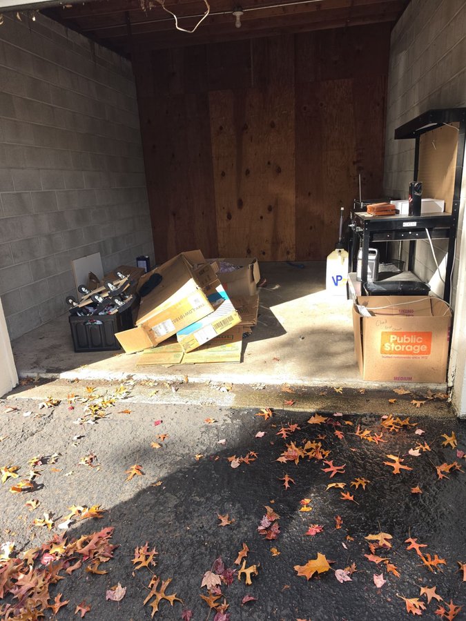 12 x 15 storage unit in Beaverton, OR