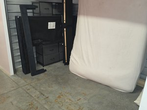 10 x 5 unit in Beaverton                