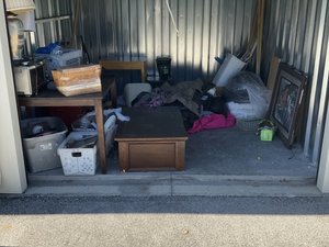 10 x 10 unit in Louisville