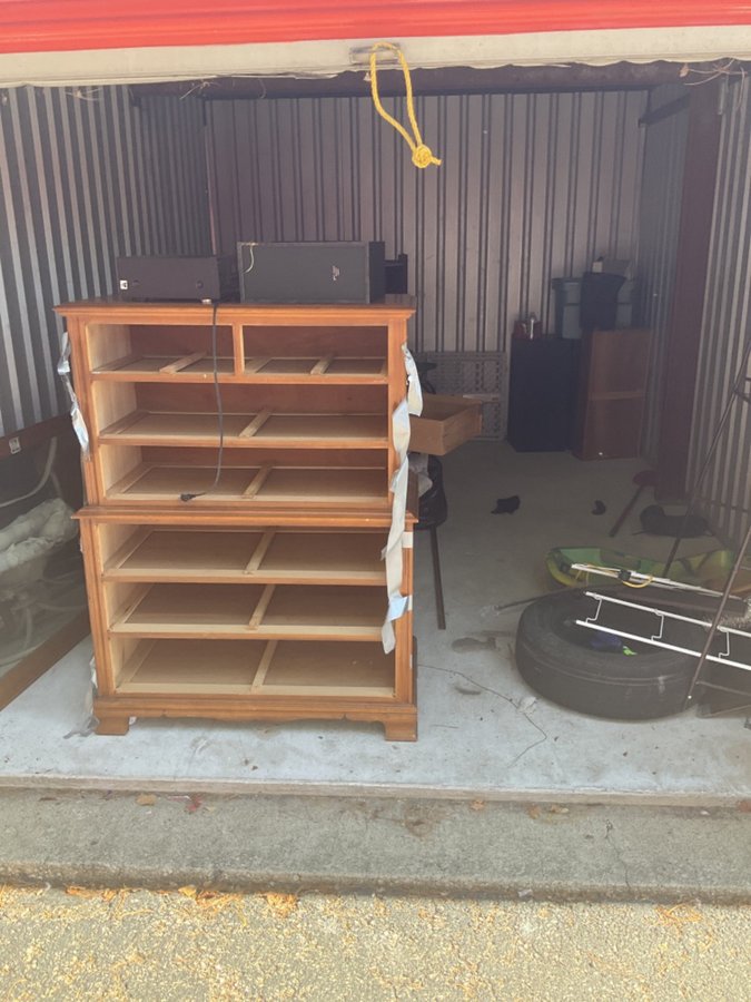 10 x 15 storage unit in Louisville, KY