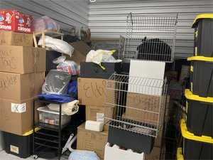 10 x 10 storage unit in Sebring, FL