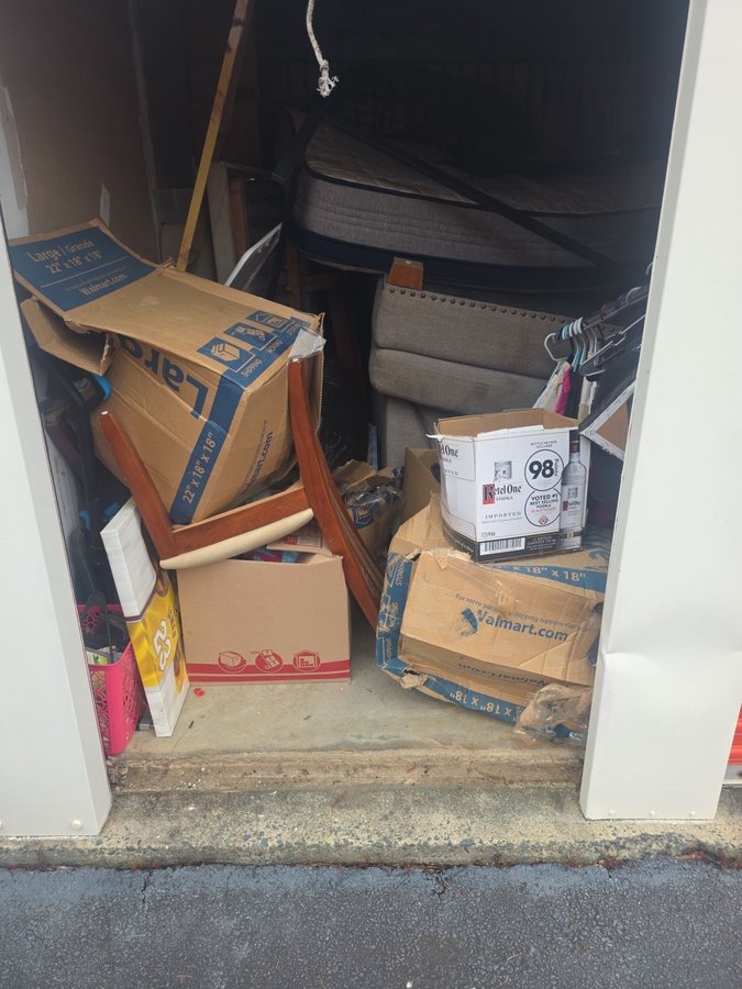 10 x 15 storage unit in Apex, NC