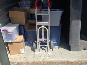 10 x 10 storage unit in Cary, NC