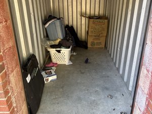 5 x 10 storage unit in Apex, NC