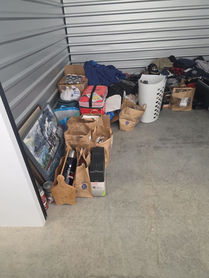 10 x 10 storage unit in Fuquay-varina, NC