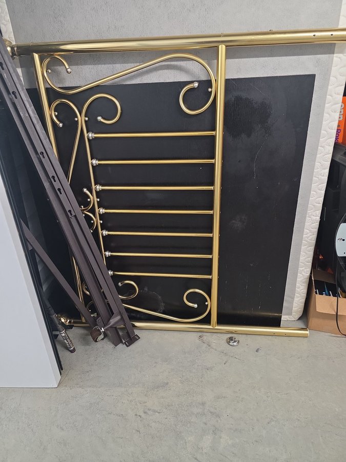 7 x 10 storage unit in Fuquay Varina, NC