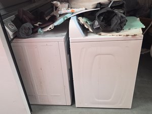 10 x 10 storage unit in Holly Springs, NC