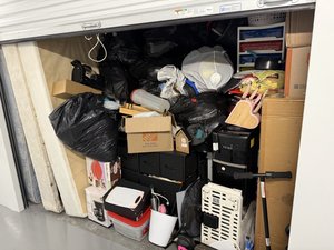 10 x 10 storage unit in Cary, NC