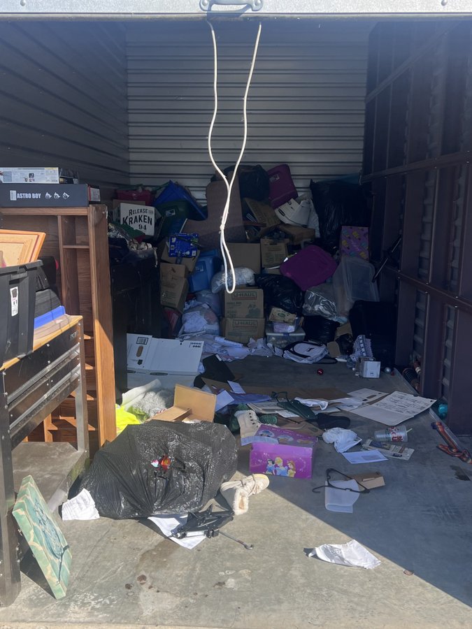 10 x 20 storage unit in Fredericksburg, VA