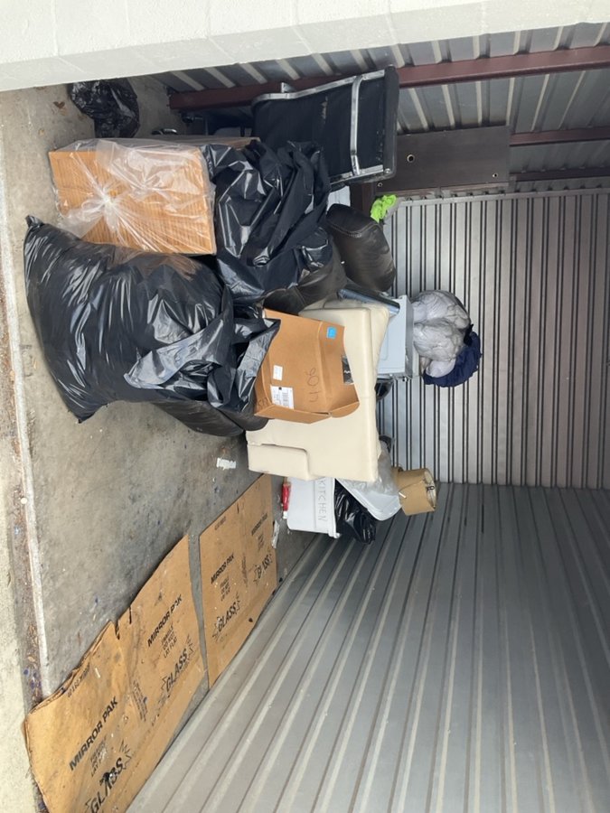 10 x 19 storage unit in Sarasota, FL