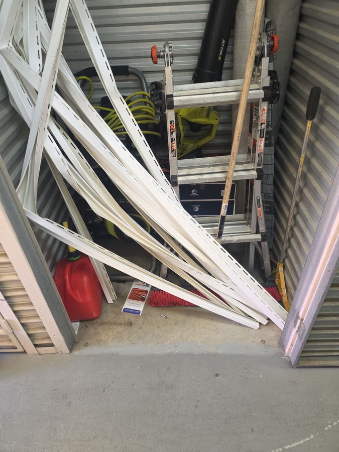 3 x 4 storage unit in Raleigh, NC