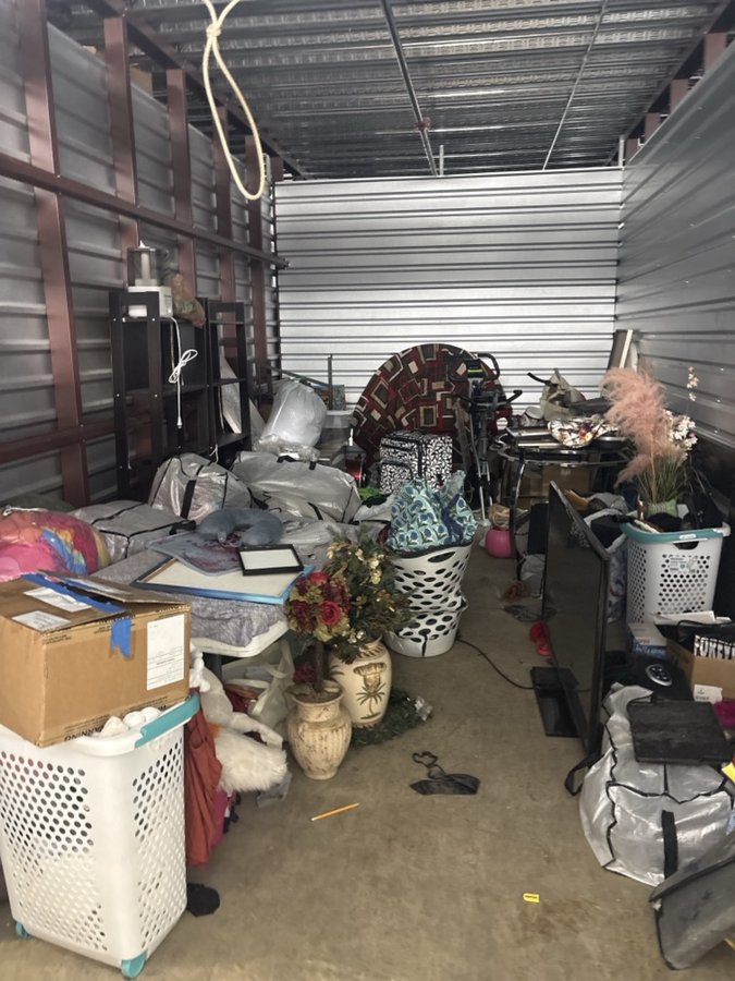 10 x 20 storage unit in Oak Forest, IL