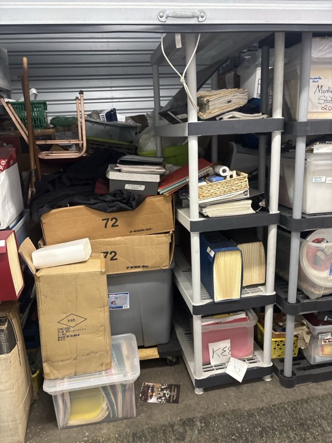 10 x 12 storage unit in Oak Forest, IL