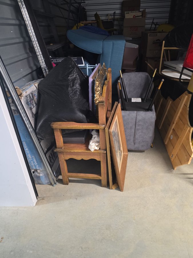 10 x 20 storage unit in Fuquay Varina, NC