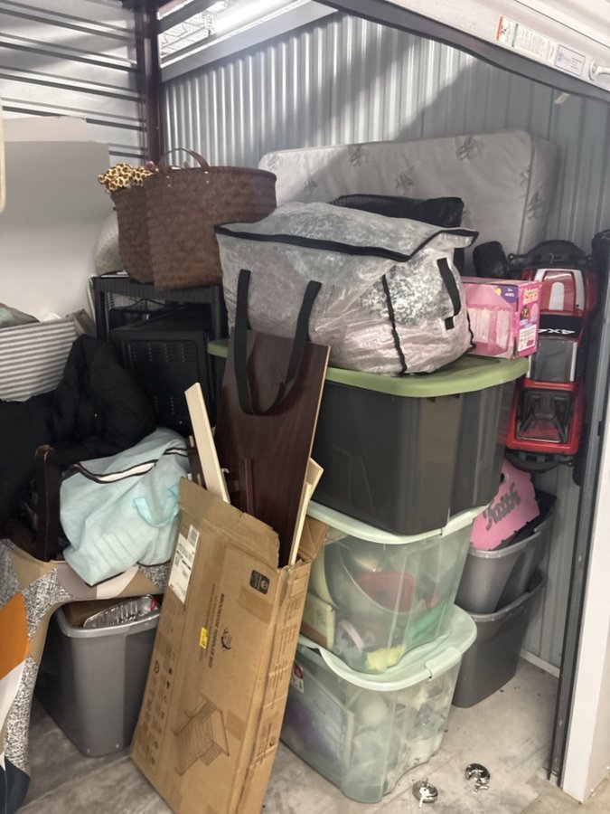 10 x 10 storage unit in Oak Forest, IL