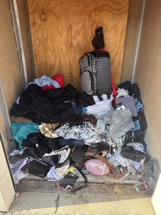 5 x 5 storage unit in East Hazel Crest, IL
