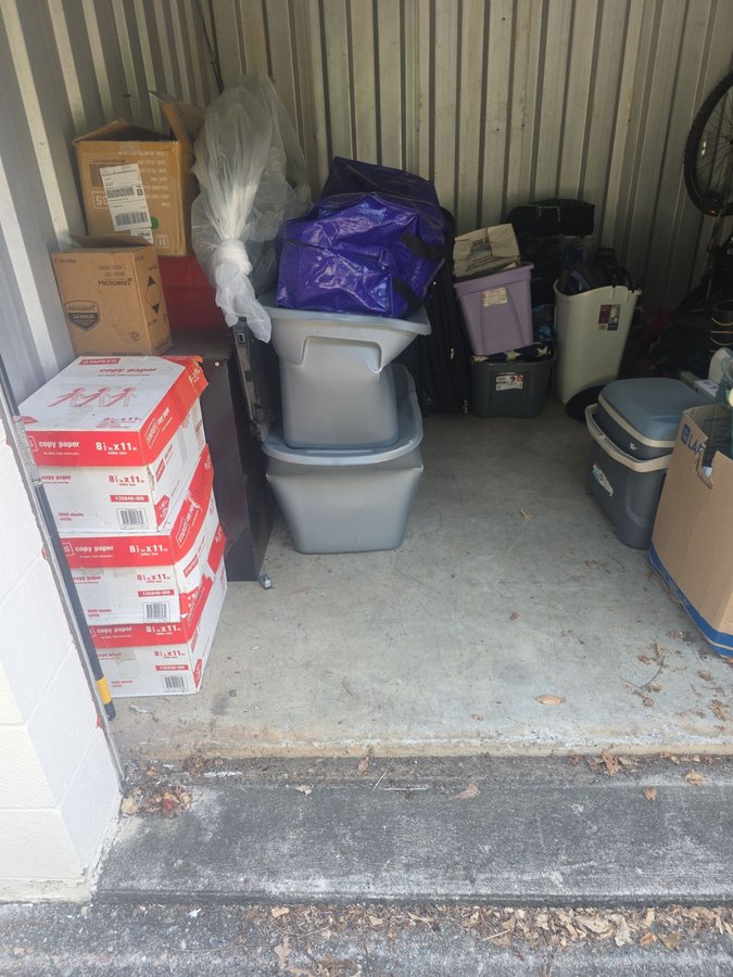 10 x 10 storage unit in Garner, NC
