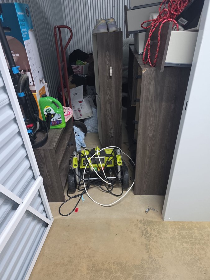 5 x 10 storage unit in Raleigh, NC