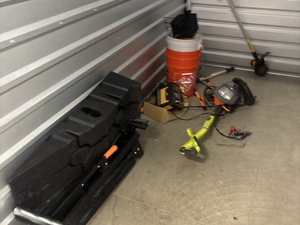 5 x 10 storage unit in Posen, IL