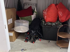 5 x 5 storage unit in Gaithersburg, MD