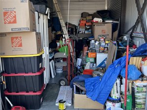 10 x 20 storage unit in Livingsotn, NJ