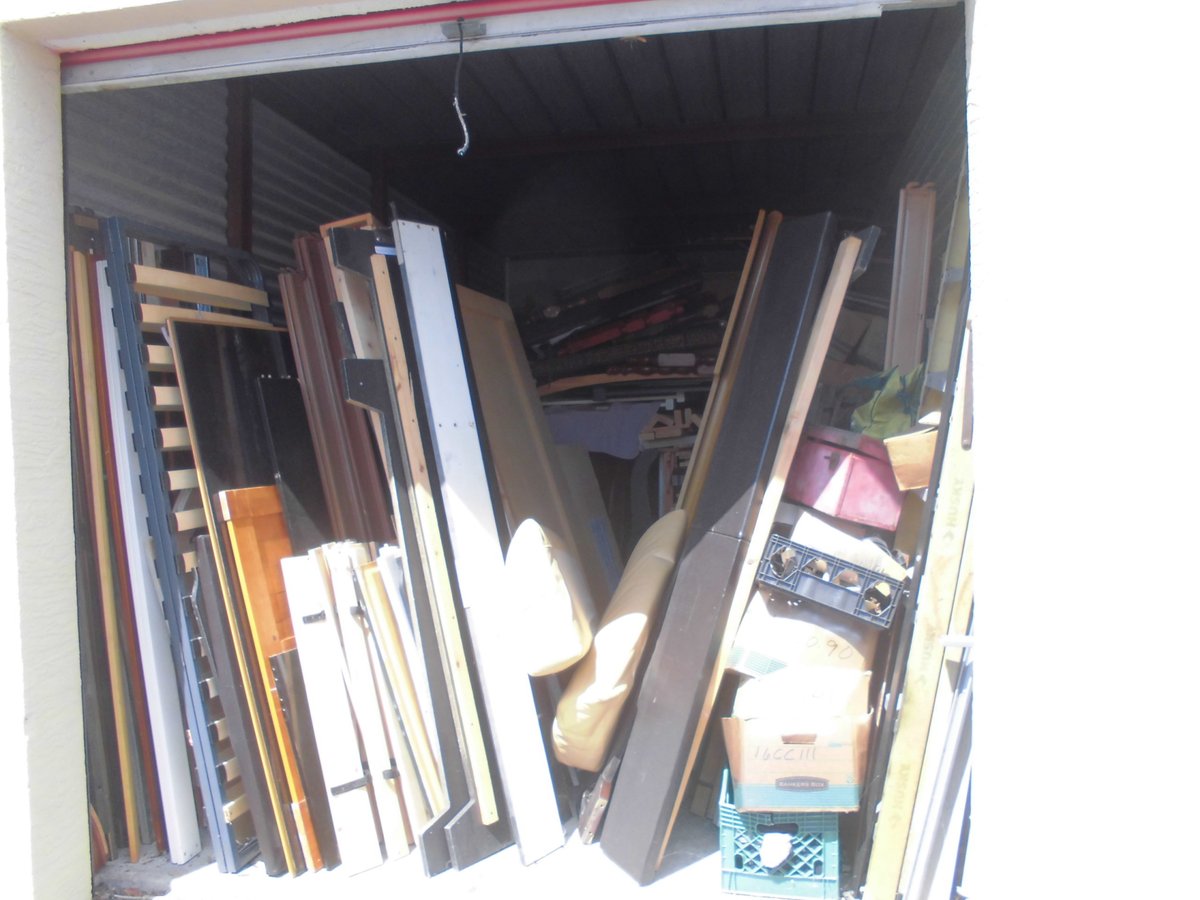 10 x 20 storage unit in West Palm Beach, FL