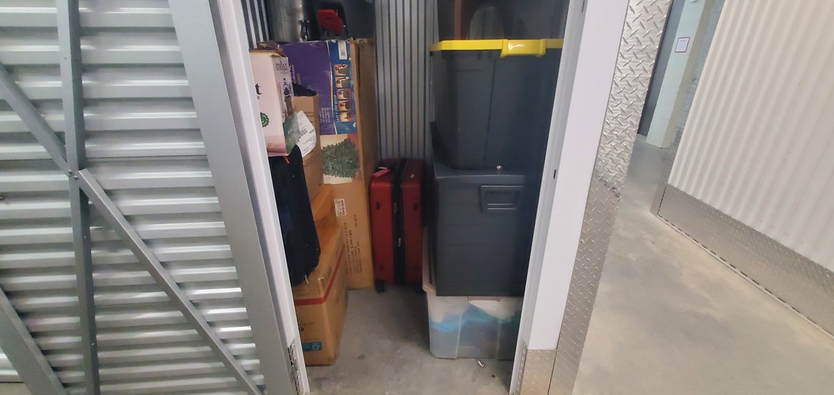 5 x 5 storage unit in Charlotte, NC