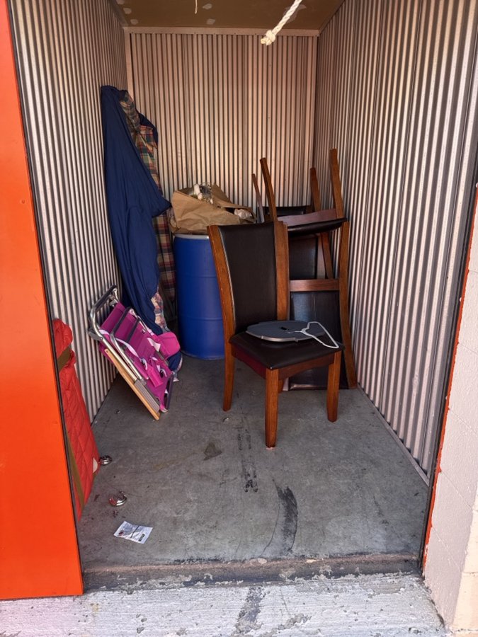 5 x 10 storage unit in Raleigh, NC