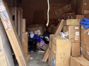 10 x 15 storage unit in East Hazel Crest, IL
