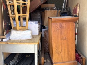 5 x 10 storage unit in East Hazel Crest, IL