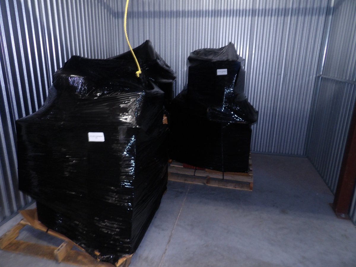 10 x 10 storage unit in Jacksonville, FL