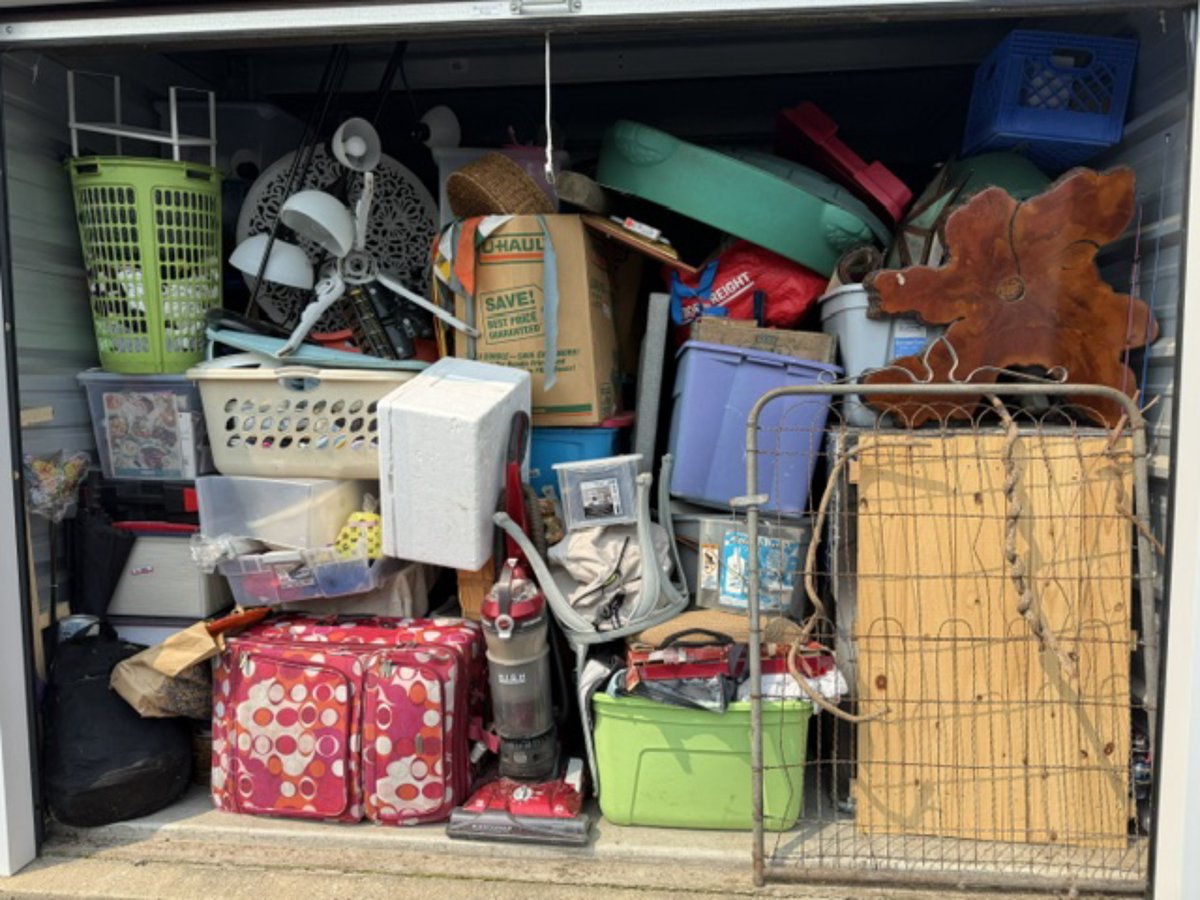 10 x 15 storage unit in Coloma, MI