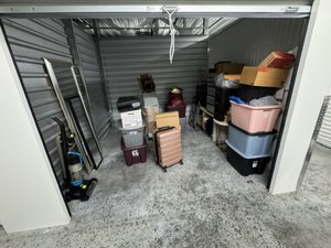 10 x 10 storage unit in Houston, TX