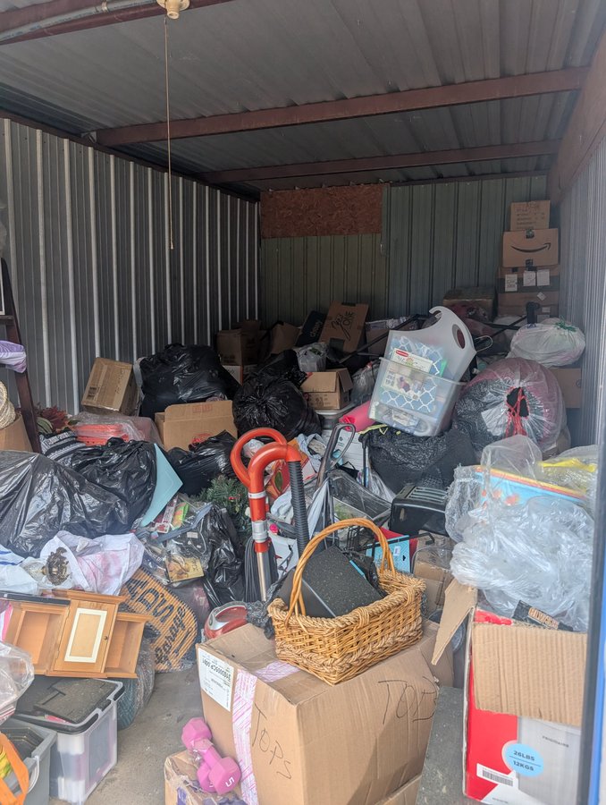 10 x 20 storage unit in Bossier City, LA