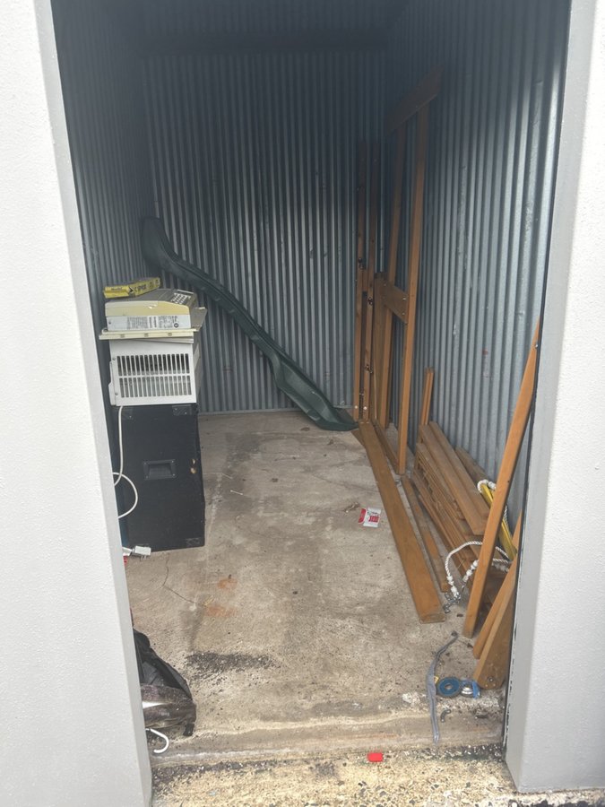 5 x 10 storage unit in Reading, PA