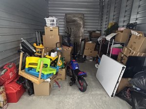 10 x 15 storage unit in Sugar Land, TX