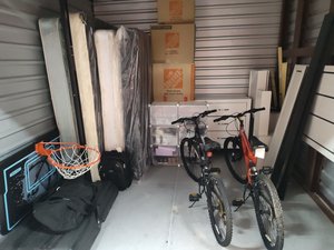 10 x 10 storage unit in Riverview, FL